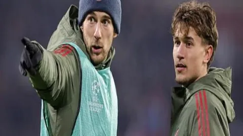 B体育 资讯 093935 fh1